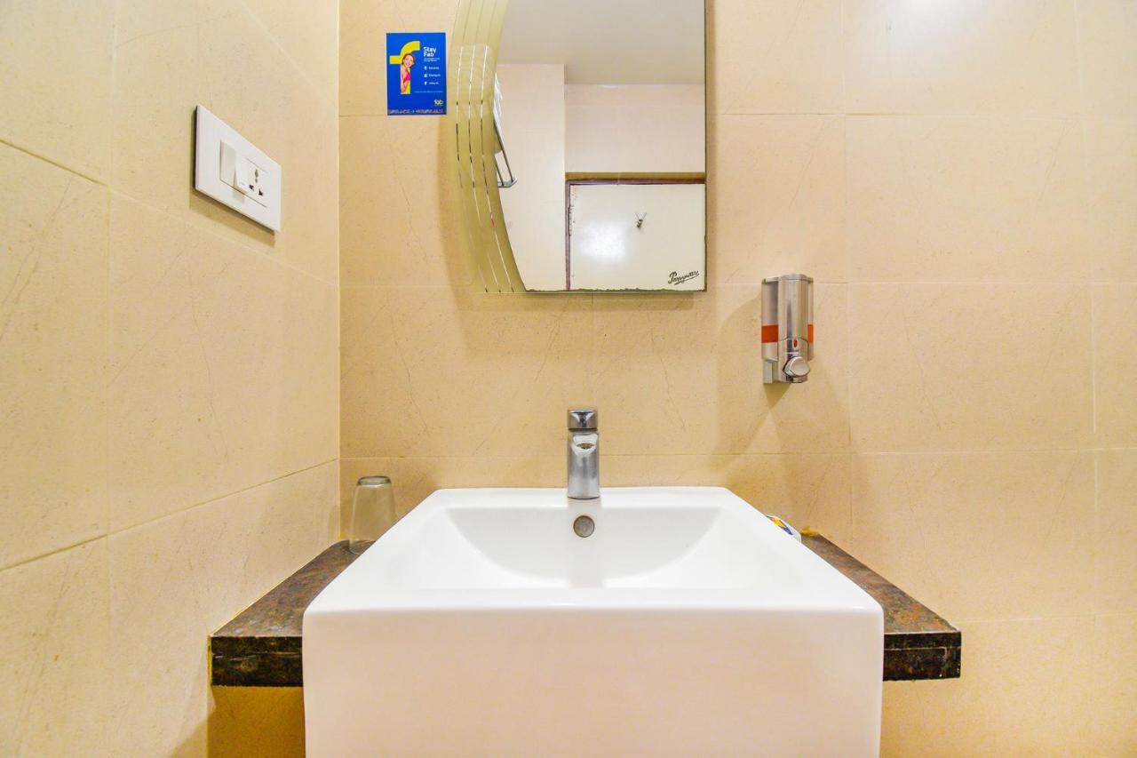 Fabhotel Kinnera Comforts Railway Station فيساخاباتنام المظهر الخارجي الصورة