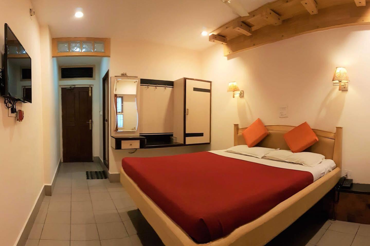 Fabhotel Kinnera Comforts Railway Station فيساخاباتنام المظهر الخارجي الصورة